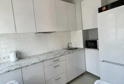Garsonieră decomandată în Bucureștii Noi