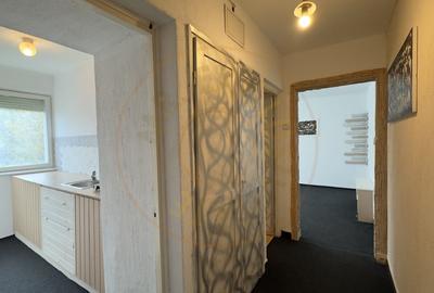 Oportunitate! Apartament 3 camere, Str. Ignisului Nr.24, Etaj III - Carei - 4