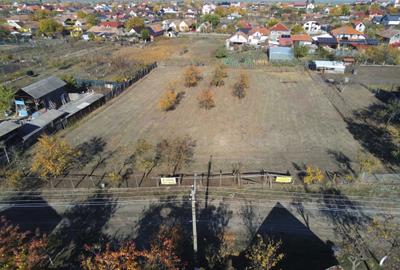 Teren de 3000 mp, în Exterior Vest - 4