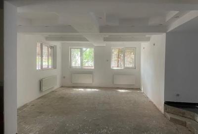 Vila Pipera P+1+M central - 450mp util / 1000mp teren - 6