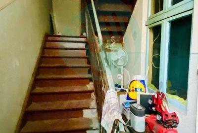 Casă individuală cu 10 camere cu Canalizare în Unirii - 14