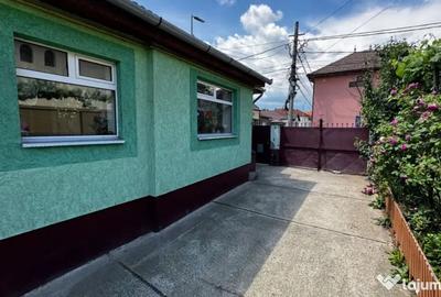 Casă cu 2 camere cu Teren 700 Mp în Central - 10