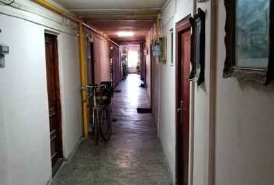 Garsonieră decomandată în Central - 9