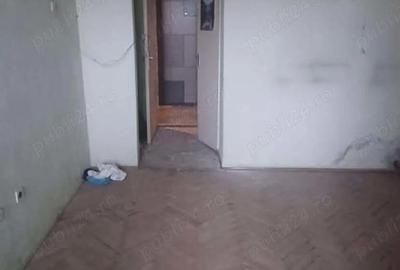 Garsoniera de vanzare , Ostrovului , etaj 4 4 , 14.800 euro negociabil - 2