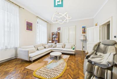 Apartament cu 3 camere semidecomandat în Central - 1