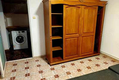 Apartament cu 2 camere decomandat în Micro 20 - 3