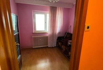 Apartament 4 camere decomandate zona Inel 2 - 13