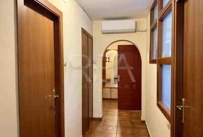 2 camere Titulescu cu vedere pe spate in bloc 1981 - 10