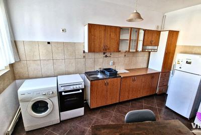 Apartament cu 2 camere decomandat, mobilat în Hipodrom 3 - 5