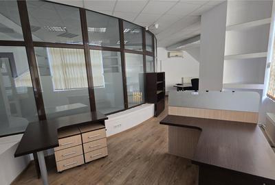 Spatiu Birouri - 180 mp! In Suceava! De Inchiriat! 072781718 - 9