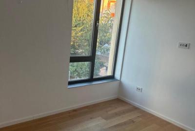 Vila deosebita de vanzare - zona Mamaia Nord pe malul laculu - 6