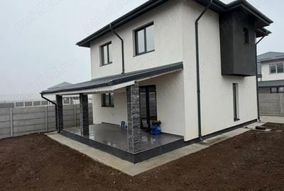 Casă cu Teren 350 Mp în Dragomirești-Deal - 2