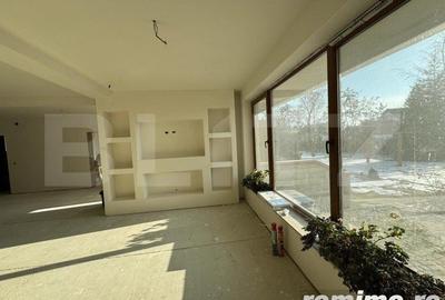 Casă cu 6 camere cu Teren 3000 Mp în Horodnic - 6