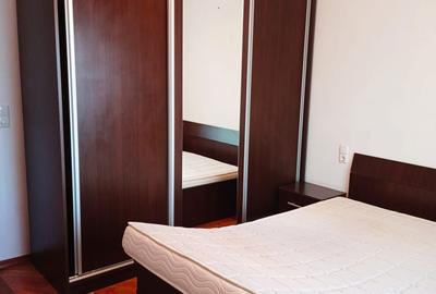 Apartament cu 2 camere decomandat în Micro 17 - 3