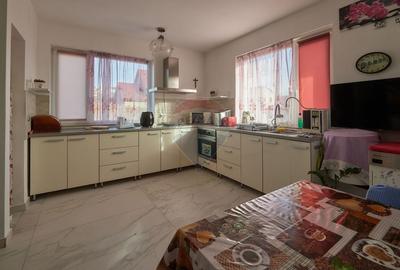 Casă individuală cu 7 camere cu Garaj în Chinteni - 7