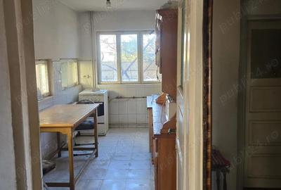 Casă cu 5 camere cu Teren 290 Mp în Republicii - 8
