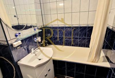 Ofer spre închiriere apartament 3 camere,2 bai, zona Lipovei, 400 euro/lună. - 17