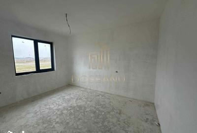 Casă cu 4 camere cu Teren 300 Mp în Sânmartin - 5