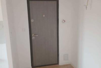Apartament cu 2 camere decomandat în Central - 1