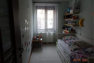 Casă cu 3 camere în Central