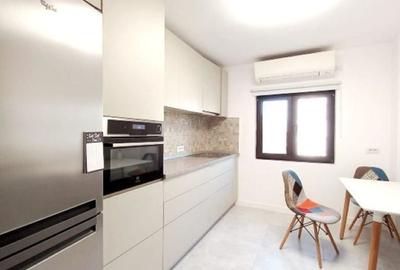 Apartament cu 3 camere decomandat în Apărătorii Patriei - 9