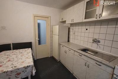 Apartament cu 2 camere semidecomandat, mobilat în Girocului