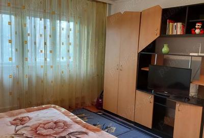 Garsonieră decomandată în Militari - 1