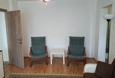 Apartament cu 2 camere semidecomandat în Cantemir