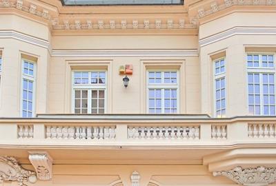 Imobil spectaculos 806 mp, 500mp teren Universitate - 2