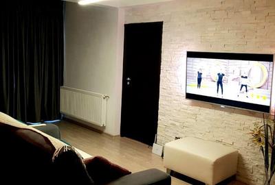 Apartament cu 3 camere semidecomandat în Decebal - 9