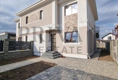 Duplex cu 4 camere cu Canalizare în Moșnița Nouă - 1