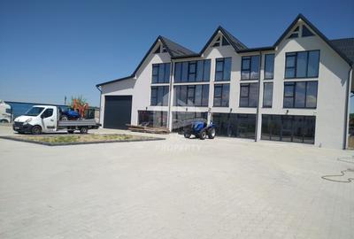 Spatiu comercial  1274 mp, teren 7261 mp, cladire noua - 3