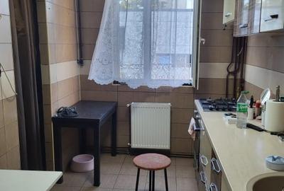 Trei camere cartierul Dr. Taberei, zona metrou Raul Doamnei. - 12