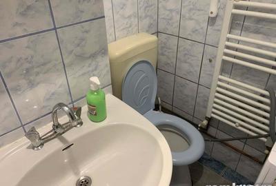 Garsonieră decomandată în Câmpului