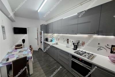 De vanzare apartament de lux 3 camere 2 bai Selimbar - 5
