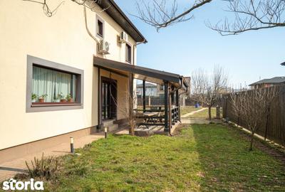 Casă cu 7 camere cu Garaj în Brănești - 9