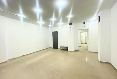 Spatiu Comercial - Stradal, 70 mp , bd.Republicii - 3