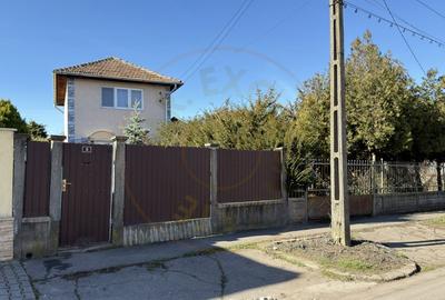 Casă individuală cu 2 camere cu Canalizare în Carei - 1