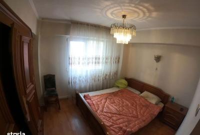 Apartament cu 3 camere decomandat în Uiești - 15
