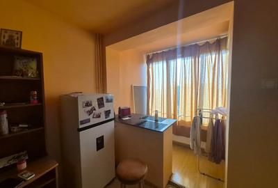 Inchiriez apartament cu o camera in Circumvala?iunii - 5