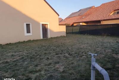 Casă cu 3 camere în Moșnița Nouă