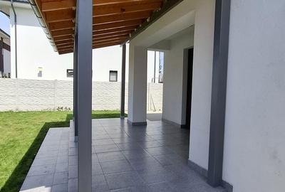 Casă cu 4 camere în Dragomirești-Deal - 8