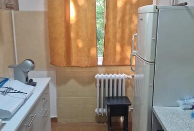 Inchiriez apartament 2 camere - 7