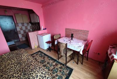 Garsonieră decomandată în Micro 15 - 3