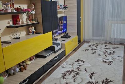 Apartament cu 3 camere decomandat în Central - 3