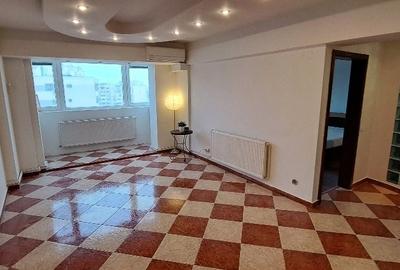 13 Septembrie-hotel Marriott, 3 camere de vanzare, 80 mp,  8/9, centrala, 2 bai - 13