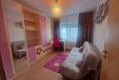 Apartament cu 3 camere decomandat în Soarelui - 3