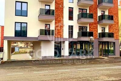 Spatiu Comercial- Bloc Nou- Vitrine Mari / 2 Locuri de Parcare