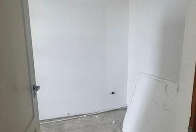 Casă cu 3 camere cu Canalizare în Central - 4