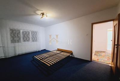 Zona Lipovei. Etaj 3. Decomandat. - 5